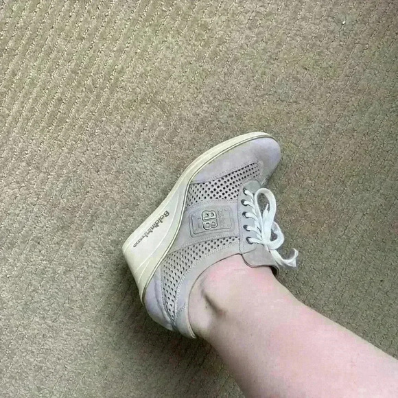 Platform Leather Sneaker Shoe high platform sneaker shoe size 38 EUR. - Picture 14 of 15